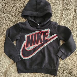 Nwot Nike 3t Kids Black and Red Logo Hoodie
